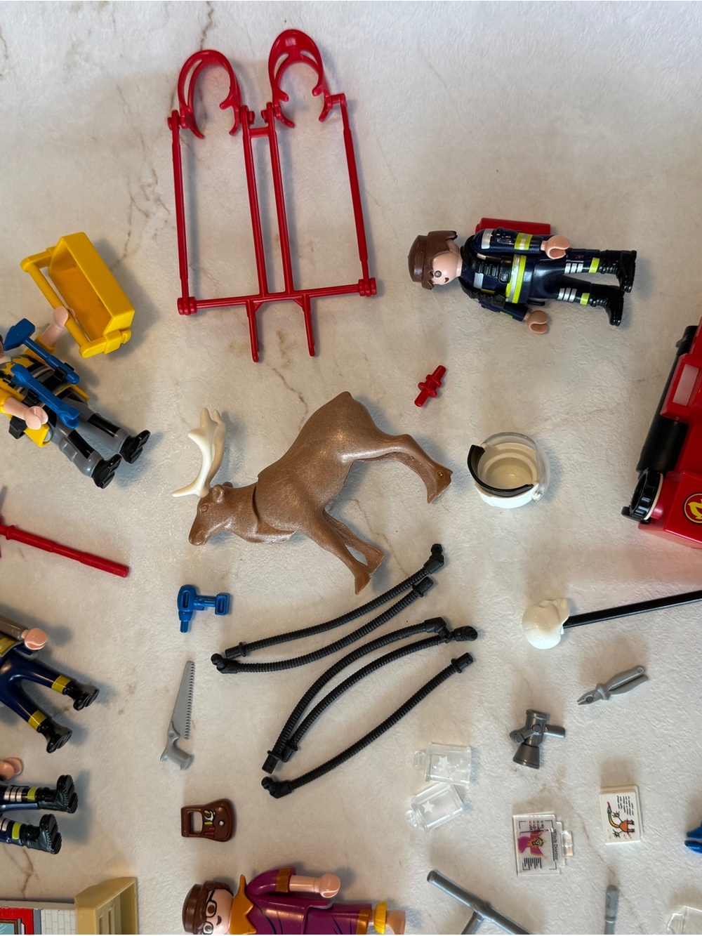 Playmobil - Kids Toy Rescue Set with Brown Moose and Accessories - Brown